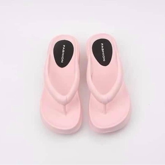 Summer flip flop sandals - Picture 3 of 3